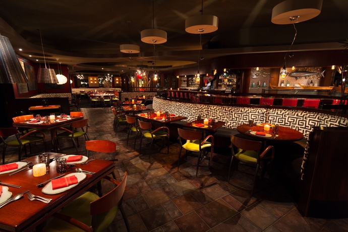 Imagen del bar/restaurante del Hotel The Breakers Palm Beach. Foto 12