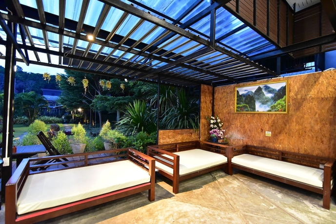 Imagen de los interiores del Hotel The Breeze Lipe Resort. Foto 16