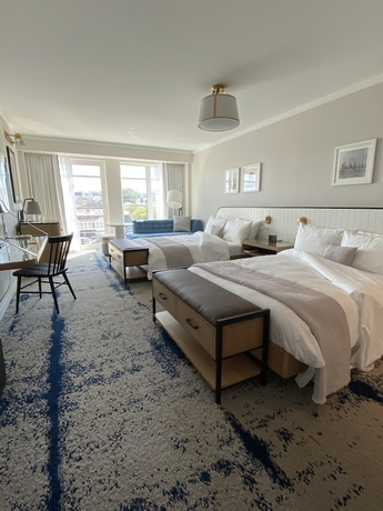 Imagen de la habitación del Hotel The Brenton. Foto 13
