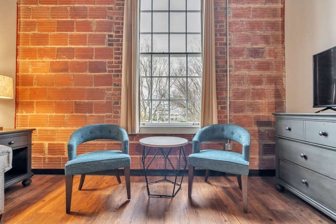 Imagen de la habitación del Hotel The Brewer\'s Lofts Above Grand Strand Brewing. Foto 8