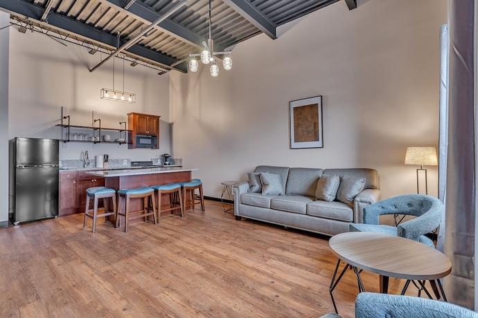 Imagen de la habitación del Hotel The Brewer\'s Lofts Above Grand Strand Brewing. Foto 12