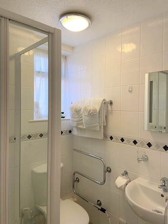 Imagen de la habitación del Hotel The Briars. Foto 5