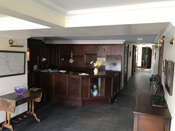 Imagen de los interiores del Hotel The Bridge Guest House. Foto 19