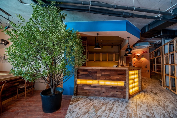 Imagen general del Hotel The Bridge Hostel Tbilisi. Foto 1