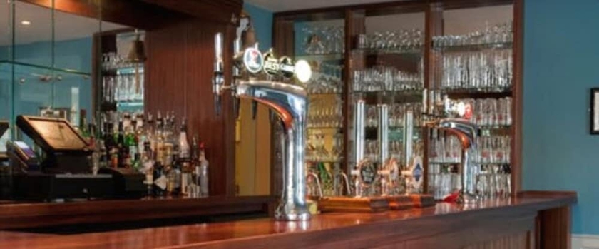 Imagen del bar/restaurante del Hotel The Bridge Inn. Foto 5