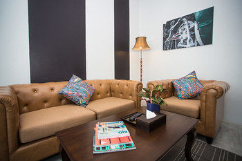 Imagen de la habitación del Hotel The Bridge Residence. Foto 3