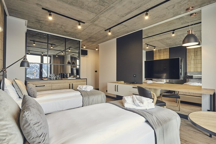 Imagen general del Hotel The Bridge Suites. Foto 10
