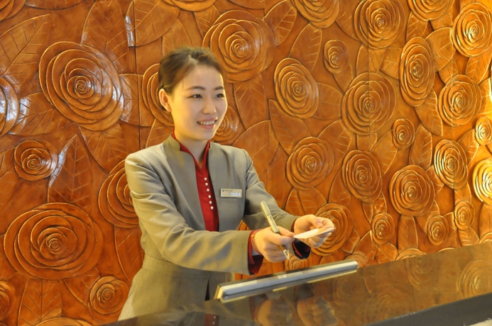 Imagen de los interiores del Hotel The Brigh Radiance Weihai. Foto 19