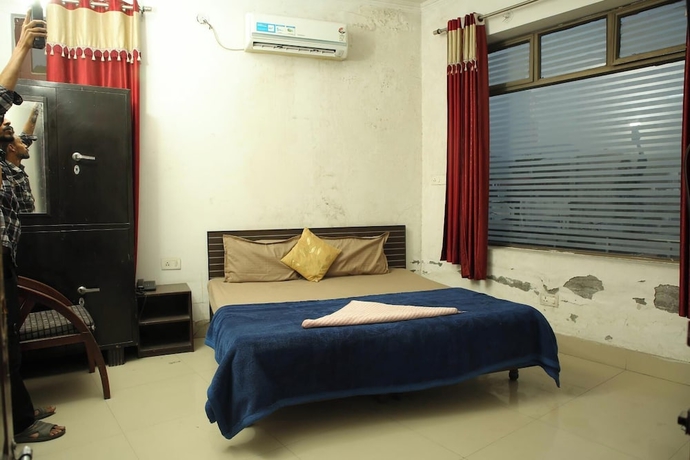 Imagen de la habitación del Hotel The Brighton, Paonta Sahib. Foto 8