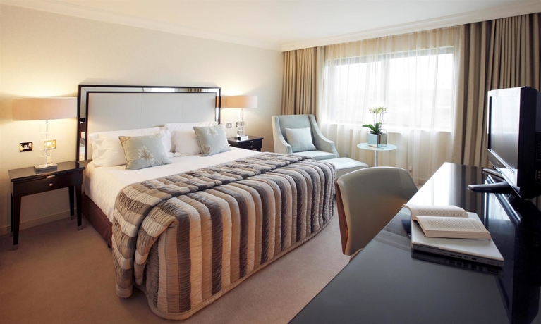 Imagen de la habitación del Hotel The Bristol. Foto 5