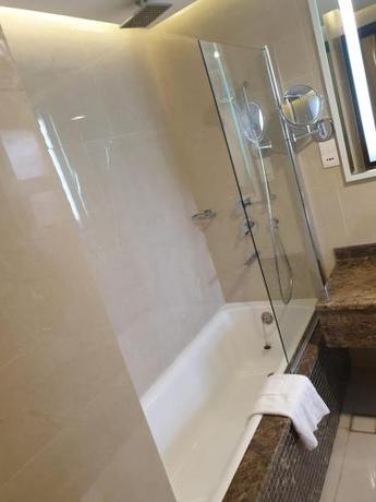 Imagen de la habitación del Hotel The Bristol Inn. Foto 5