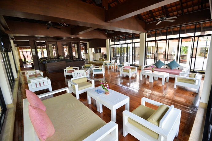 Imagen de los interiores del Hotel The Briza Beach Resort Khaolak - Sha Extra Plus. Foto 11