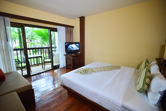 Imagen de la habitación del Hotel The Briza Beach Resort Khaolak - Sha Extra Plus. Foto 6