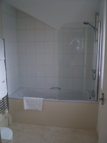 Imagen de la habitación del Hotel The Broadway. Foto 2