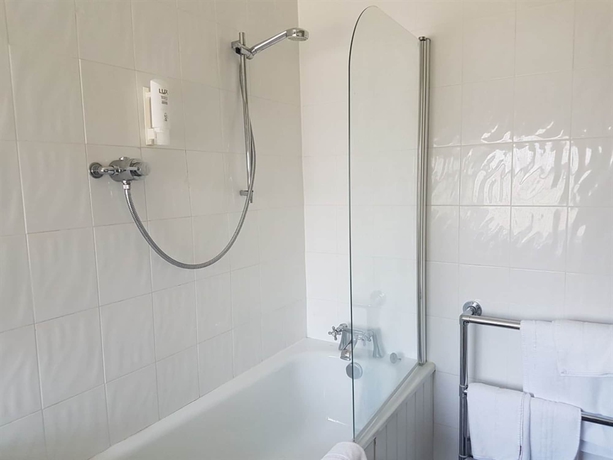 Imagen de la habitación del Hotel The Broadway, North Hertfordshire. Foto 5