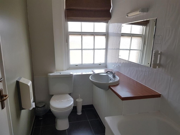 Imagen de la habitación del Hotel The Broadway, North Hertfordshire. Foto 18