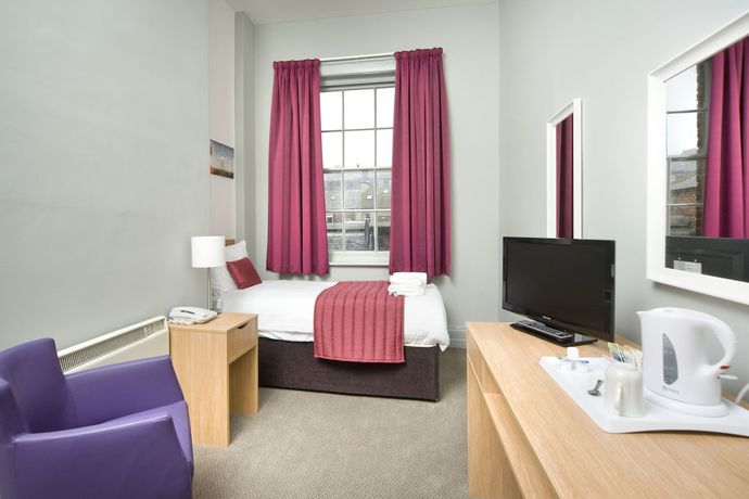 Imagen de la habitación del Hotel The Broadway Park. Foto 15