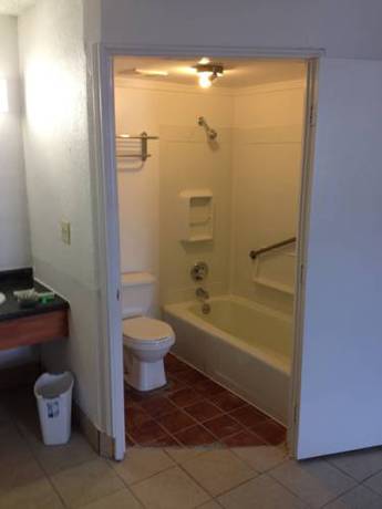 Imagen de la habitación del Hotel The Brooke. Foto 6