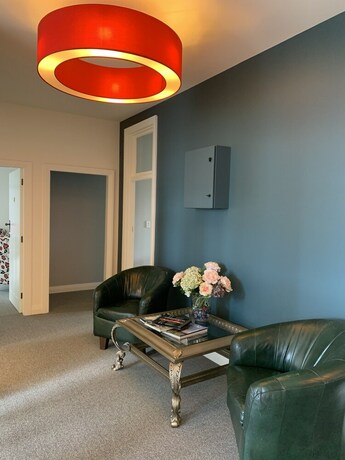 Imagen de los interiores del Hotel The Brown Pub. Foto 32
