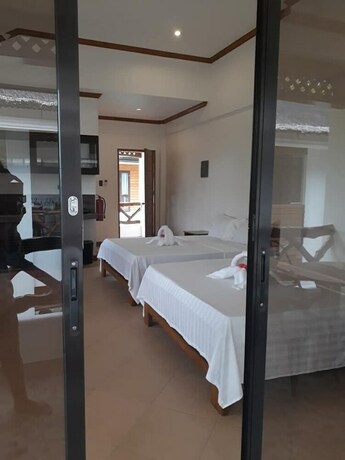 Imagen de la habitación del Hotel The Bruce Resort. Foto 18