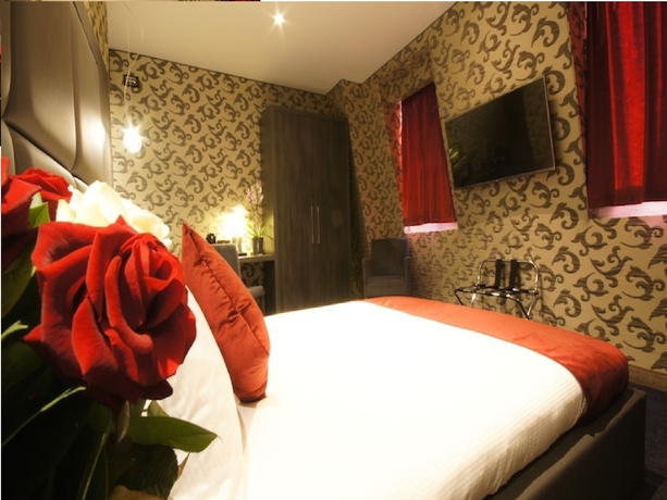 Imagen de la habitación del Hotel The Bryson. Foto 3