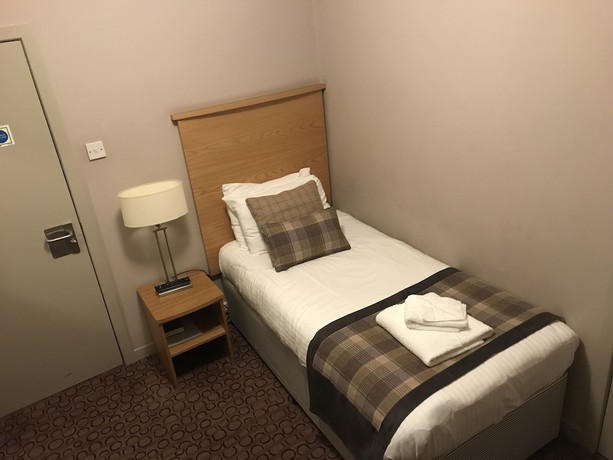 Imagen de la habitación del Hotel The Buchan. Foto 19