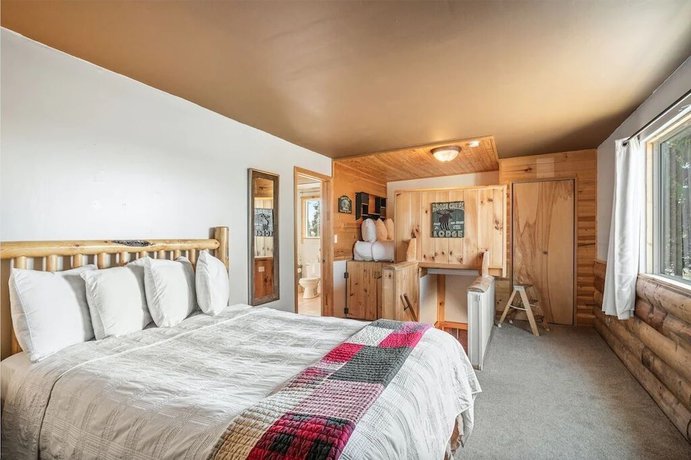 Imagen de la habitación del Hotel The Bucking Moose. Foto 2