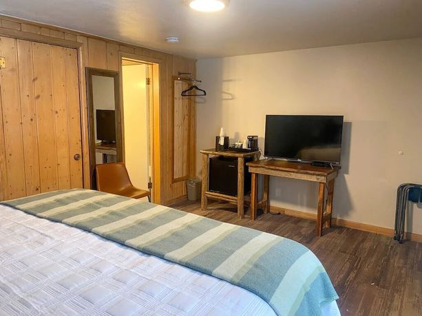 Imagen de la habitación del Hotel The Bucking Moose. Foto 3