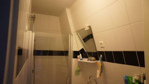 Imagen de la habitación del Hotel The Budget. Foto 7