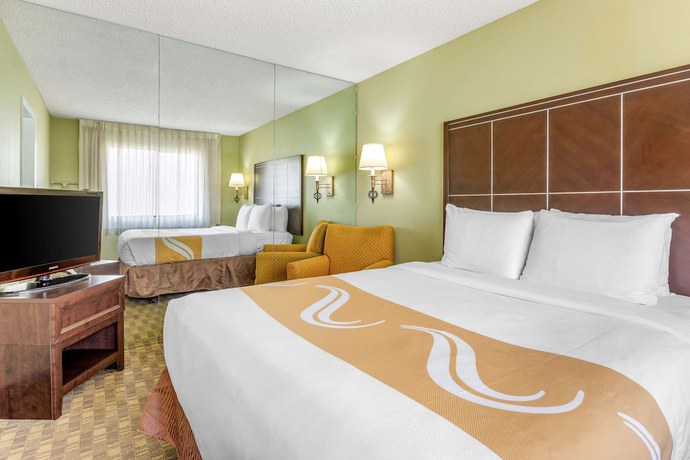 Imagen de la habitación del Hotel The Buena Park Hotel and Suites. Foto 12