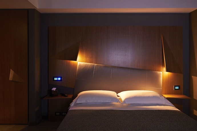 Imagen de la habitación del Hotel The Building. Foto 3