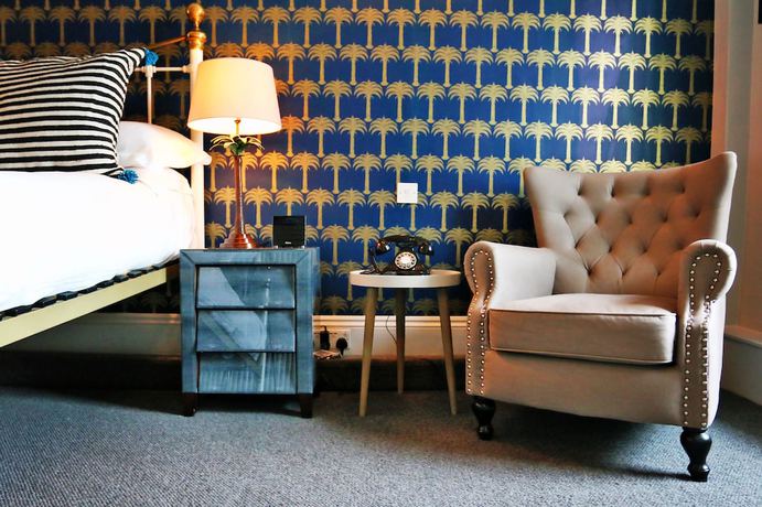 Imagen de la habitación del Hotel The Bull. Foto 19