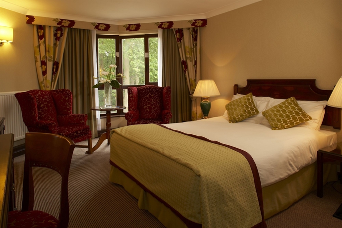 Imagen de la habitación del Hotel The Bull, Gerrards Cross. Foto 6