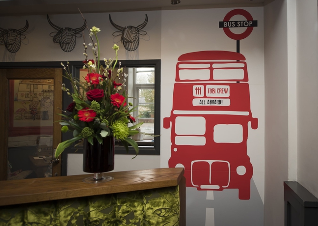 Imagen de los interiores del Hotel The Bull Inn, Bury St Edmunds. Foto 17