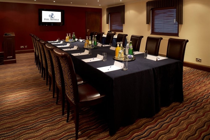 Imagen de los interiores del Hotel The Bull , Sure Collection By Best Western. Foto 9