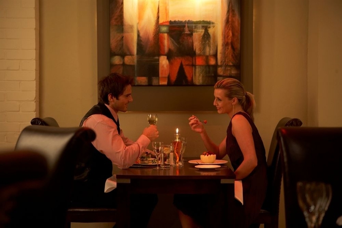 Imagen del bar/restaurante del Hotel The Bull , Sure Collection By Best Western. Foto 2