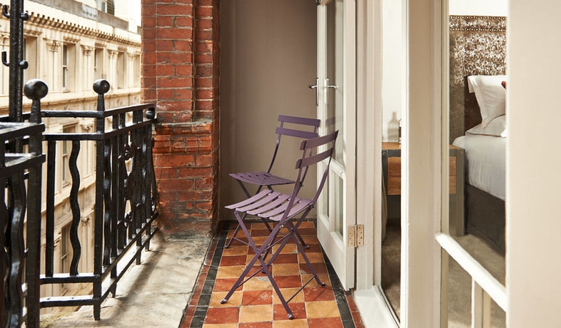 Imagen de los exteriores del Hotel The Bull and The Hide. Foto 15