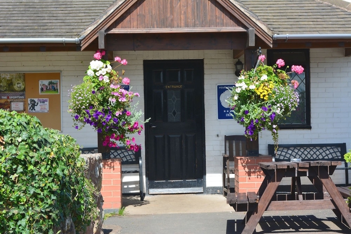 Imagen de los interiores del Hotel The Bull\'s Head Inn at Chelmarsh. Foto 19