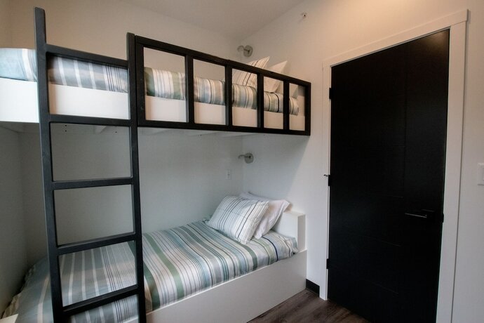 Imagen de la habitación del Hotel The Burfield. Foto 13