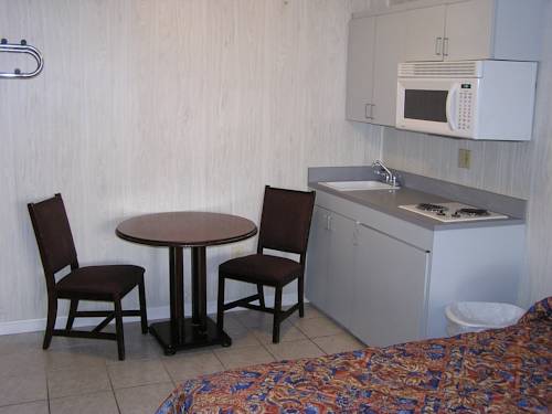 Imagen de la habitación del Hotel The Burgundy Inn. Foto 3