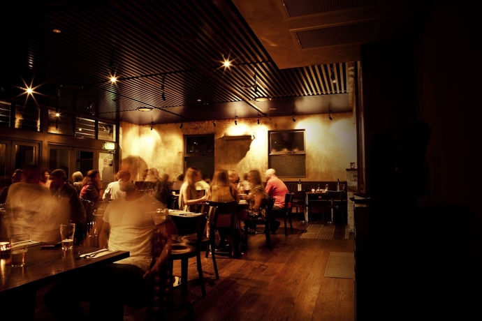 Imagen del bar/restaurante del Hotel The Burwood Inn. Foto 2