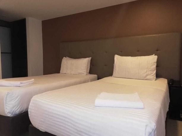 Imagen de la habitación del Hotel The Business Center. Foto 4