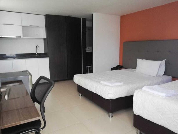 Imagen de la habitación del Hotel The Business Center. Foto 7