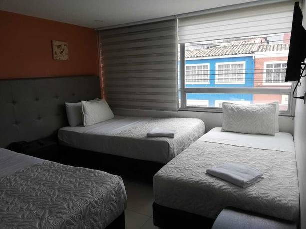Imagen de la habitación del Hotel The Business Center. Foto 11
