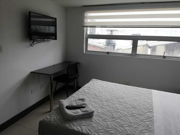Imagen de la habitación del Hotel The Business Center. Foto 12