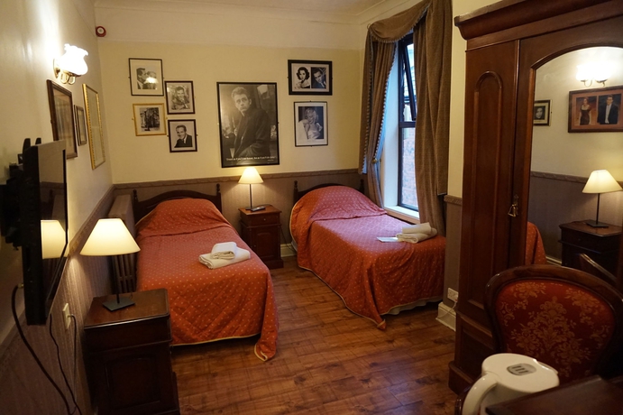 Imagen de la habitación del Hotel The Butlers. Foto 3