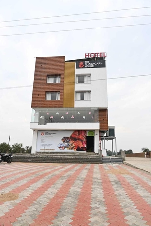 Imagen general del Hotel The Byke Business - Chandigarh House. Foto 1