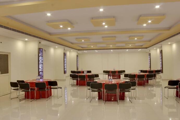 Imagen general del Hotel The Byke Riddhi Inn. Foto 10