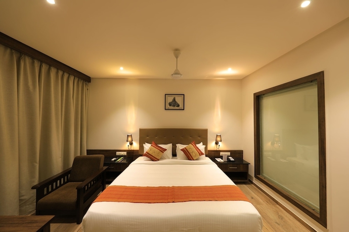 Imagen de la habitación del Hotel The Byke Suraj Club. Foto 10
