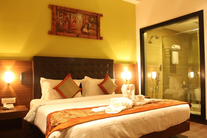 Imagen de la habitación del Hotel The Byke Suraj Plaza. Foto 9